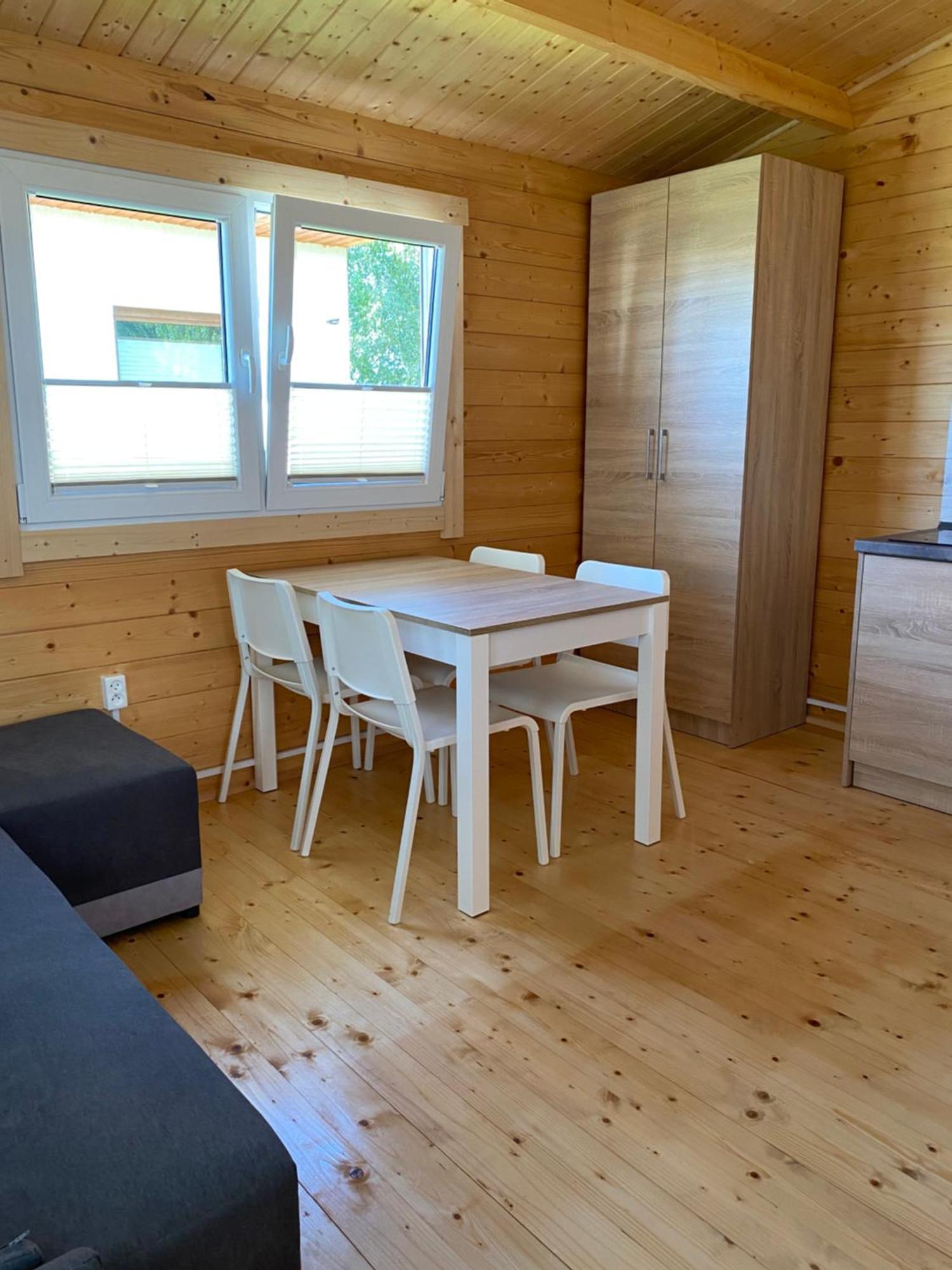 Pokoje I Domki Wiktoria Bedzino Bagian luar foto